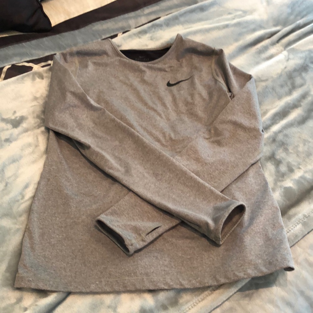 Nike Pullover Size Girls XL